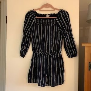 Navy and White Abercrombie Shorts Romper - Size 15/16